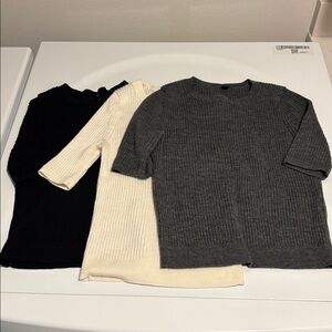 Uniqlo sweater shirts XS